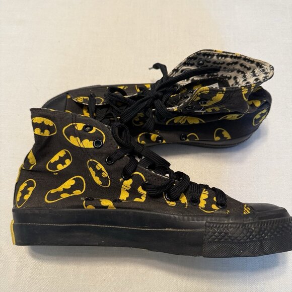 Women's Vintage 1980's Batman Converse All Stars Chuck Taylor Hi Top Shoes - 6.5 - Picture 1 of 6